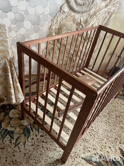 Кровать детская (колесо-качалка) Babyton