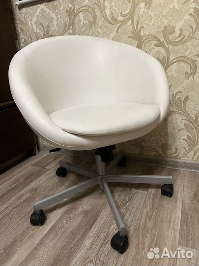 Компьютерное кресло IKEA скрувста