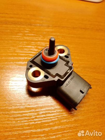 Датчик давления и температуры Bosch 0281002953