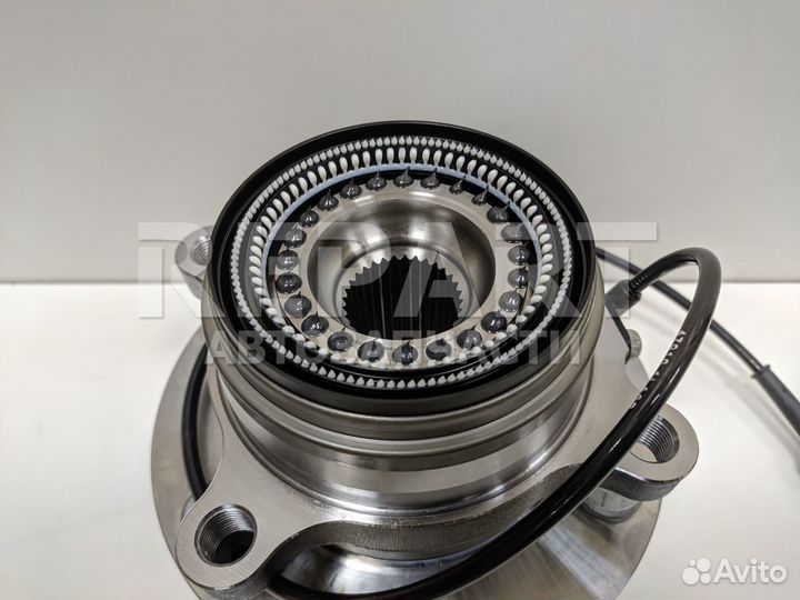 Ступица передняя Nissan Patrol Y62 402021LB0B