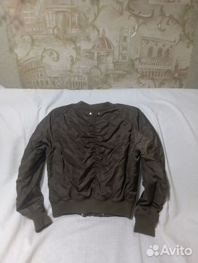 Бомбер pull bear женский