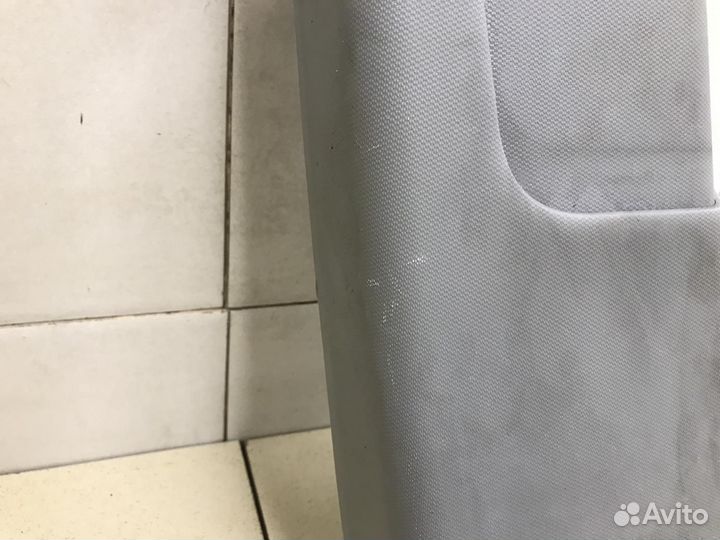 Обшивка стойки Mohave 2009