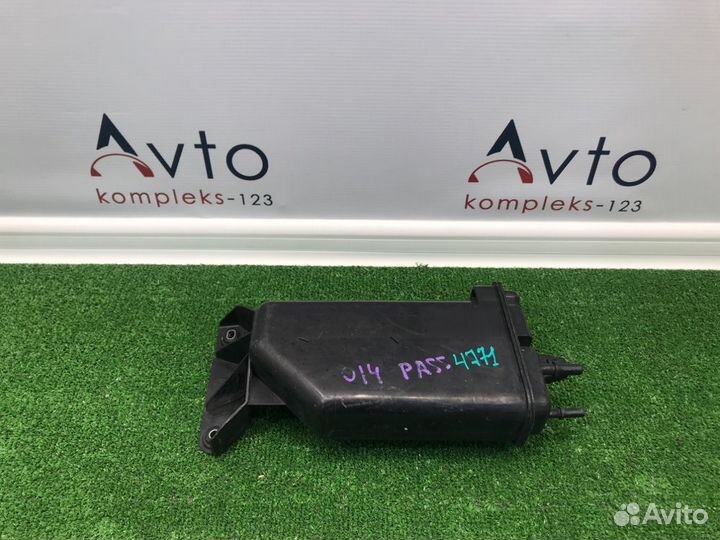 Абсорбер Volkswagen Passat Variant 3C caxa 2012