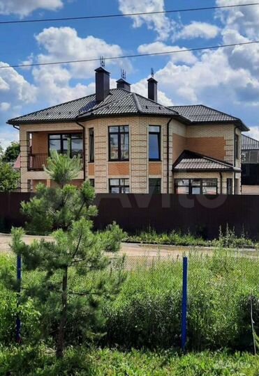 Дом 231,8 м² на участке 10 сот.