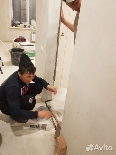 Бригада строителей