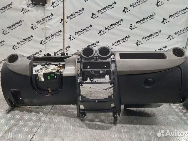 Торпедо Renault Logan 1 рестайлинг Фаза 2