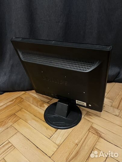 Монитор Philips 170S6F