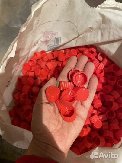 Пластиковые крышки