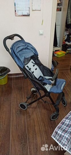 Коляска прогулочная
