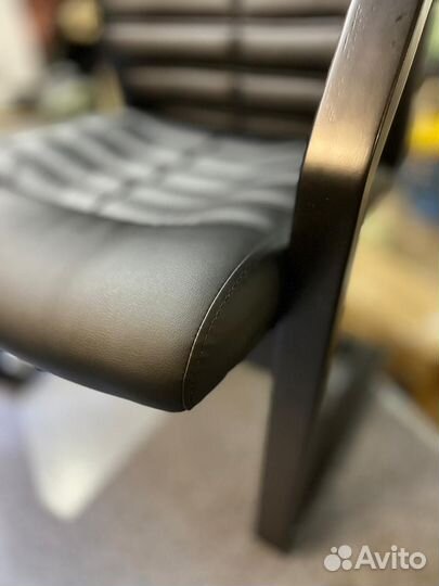 Компьютерное кресло на полозьях