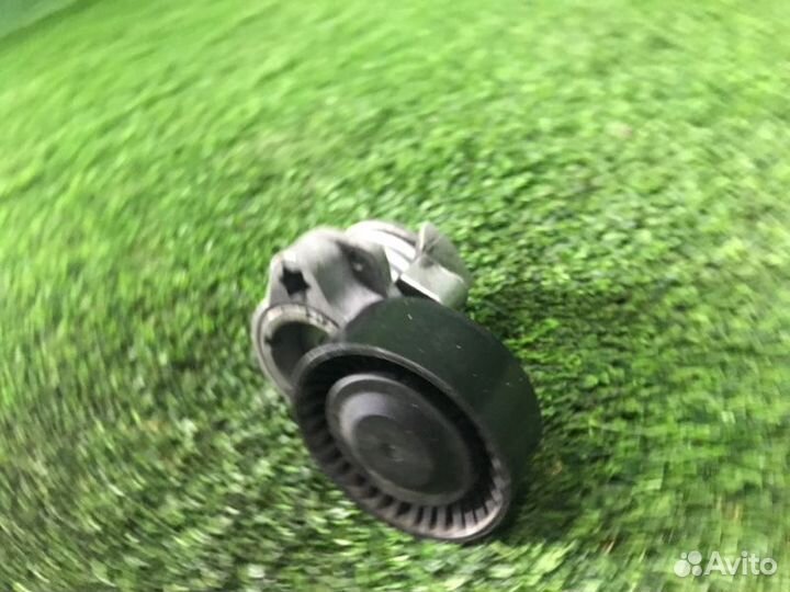 Натяжитель ремня генератора Bmw 6 E63 N62B44 2004