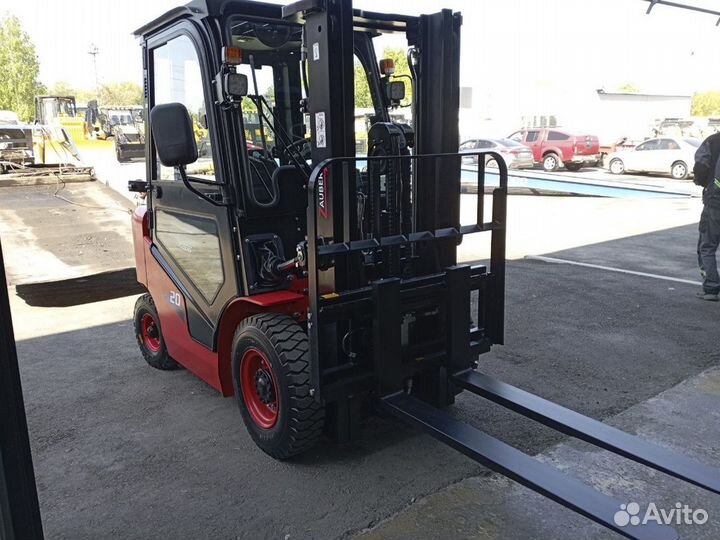 Бензиновый вилочный погрузчик Zauberg GB20