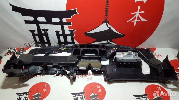 Панель передняя в салон Toyota Corolla Axio NZE141