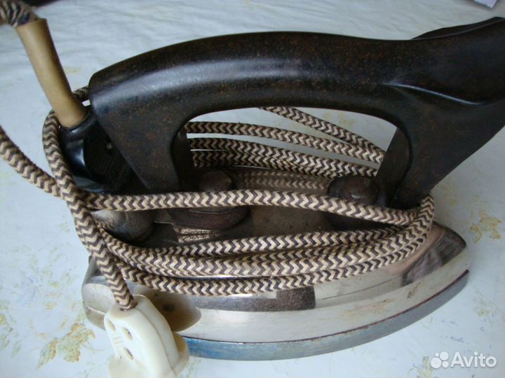 Утюг 1946 год СССР