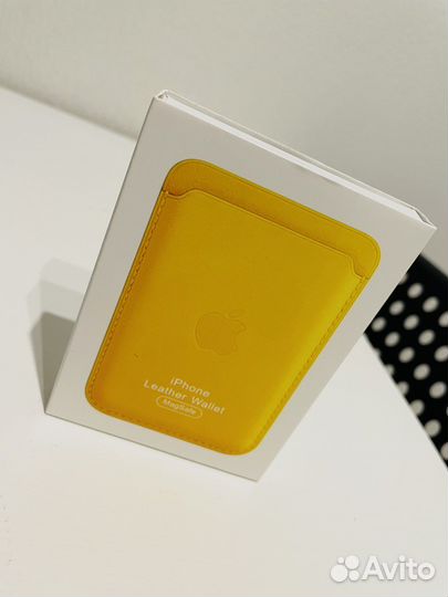 Magsafe wallet