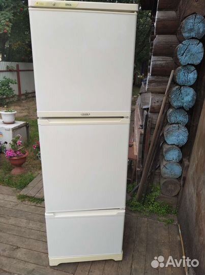 Холодильник в отличном рабочем состоянии
