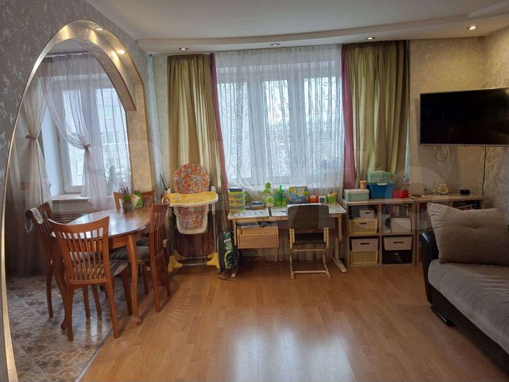 2-к. квартира, 50 м², 9/10 эт.