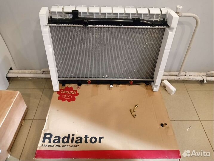 Радиатор Охлаждения honda CR-V 06