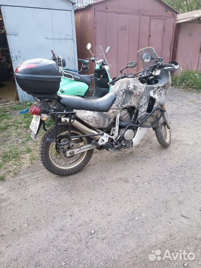 Honda Transalp 400