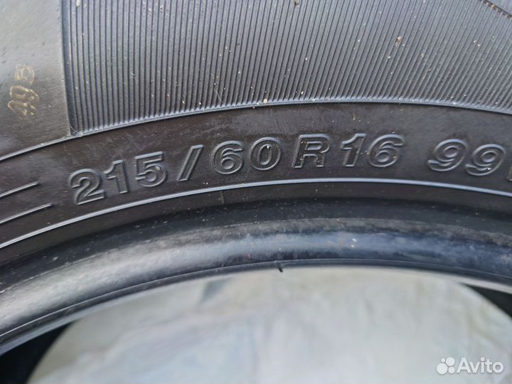 Yokohama Bluearth ES32 215/60 R16