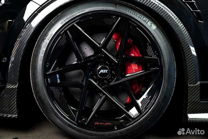 Кованые диски R23 на Audi RSQ8 RS6