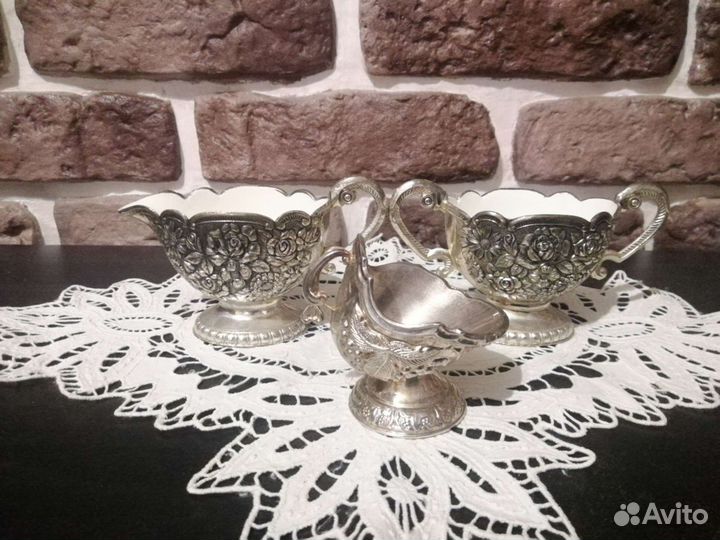 Старинные сахарница, молочник, солонка. Англия