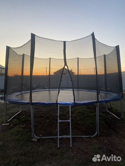 Батут с сеткой