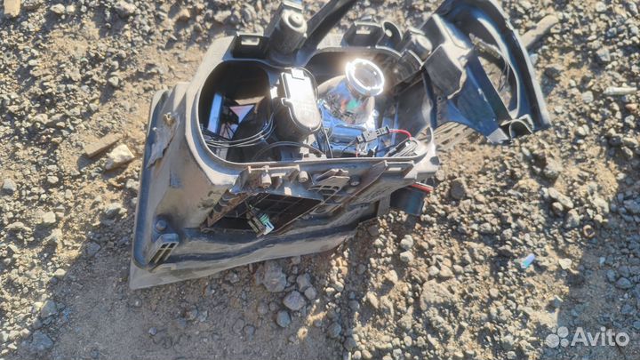 Правая фара land rover Freelander 2 рестайлинг