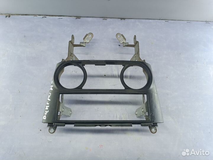 Рамка блока климата Nissan Wingroad Y11