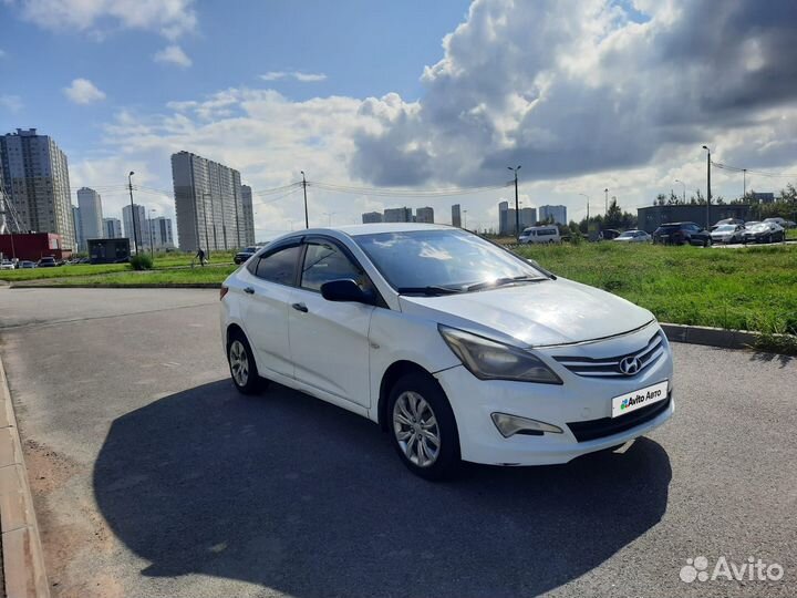 Hyundai Solaris 1.4 AT, 2015, 333 933 км