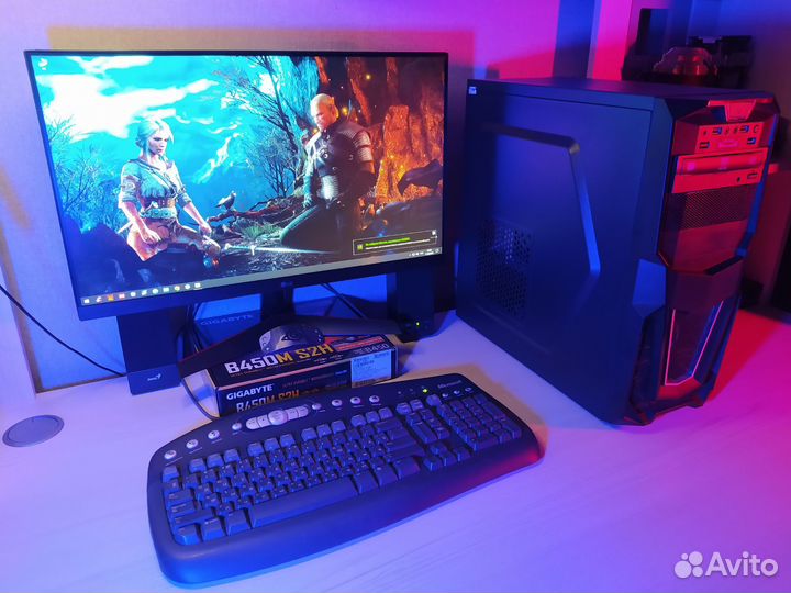 Игровой компьютер с играми