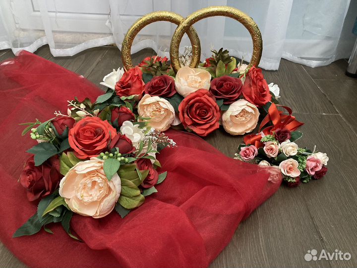 Украшения и свадебные машины