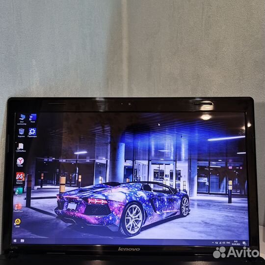 Lenovo 17.3 SSD RAM12GB I3 AMD