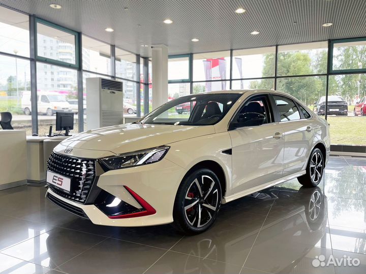 Kaiyi E5 1.5 CVT, 2023
