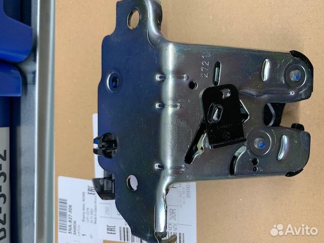 Замок крышки багажника VW Tiguan/Touareg