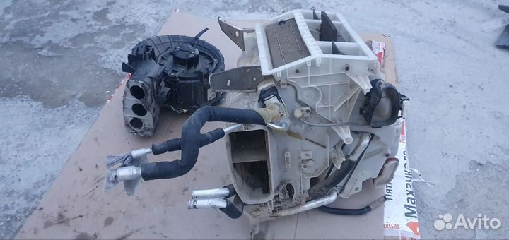 Запчасти на перекидку тайота ипсум