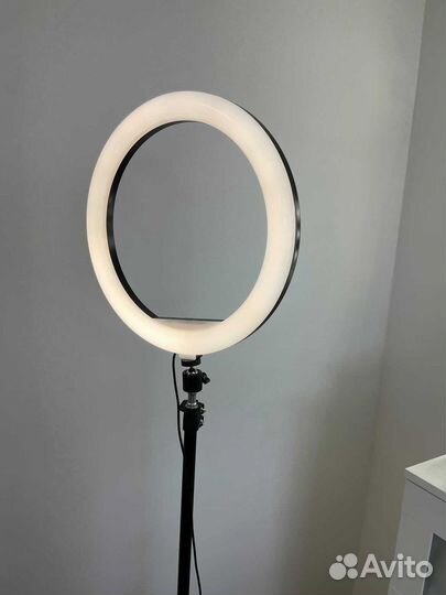 Кольцевая лампа 36 см
