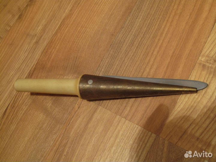 Нож для заточки сверл из тонкостенных трубок, СССР