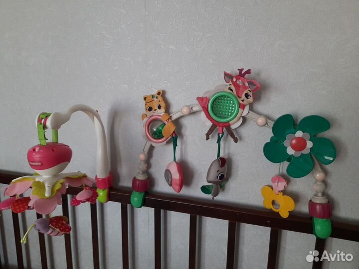 Мобиль и дуга на коляску tiny love