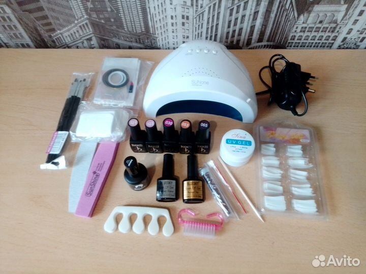 Маникюрный набор с лампой