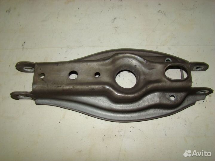 Рычаг регулировки развала зад. подвески BMW 320i E