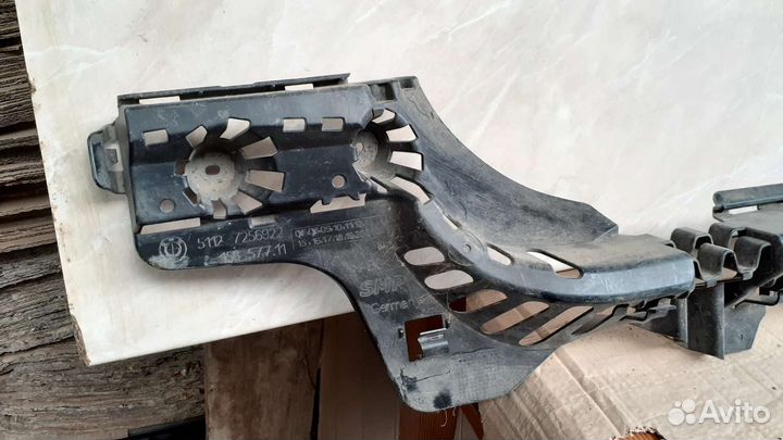 Кронштейн заднего бампера бу BMW 3 F30