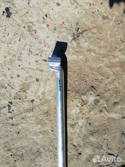 Подседельный штырь