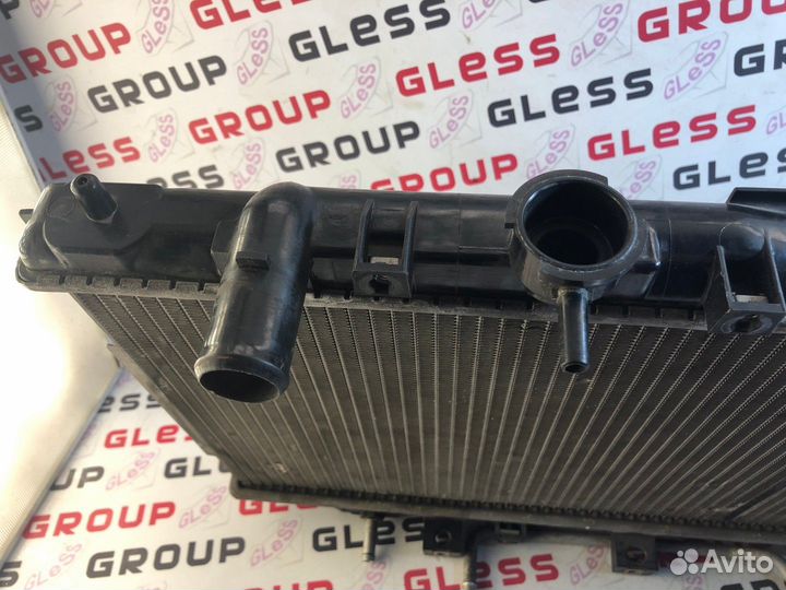 Радиатор BA аt б/у 323 Familia