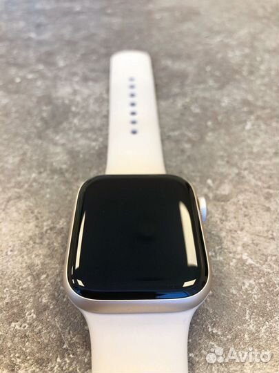 Часы apple watch se 2023