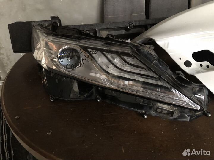 Передние фары Камри 70 75