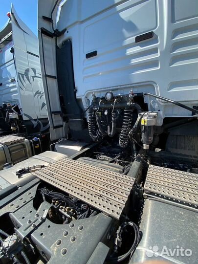 Sitrak ZZ4256V364HE, 2023