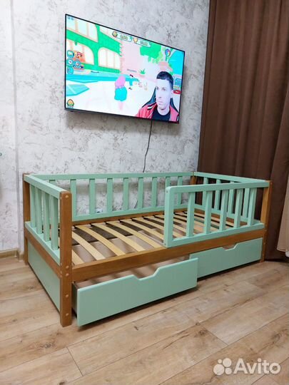 Кровать детская бук