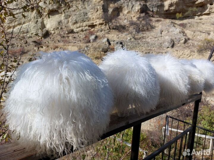 Папахи и другие изделия из натурального меха