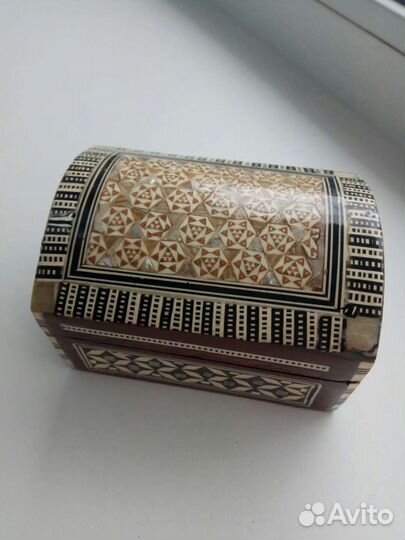 Штатулка перламутр новая (Египет)